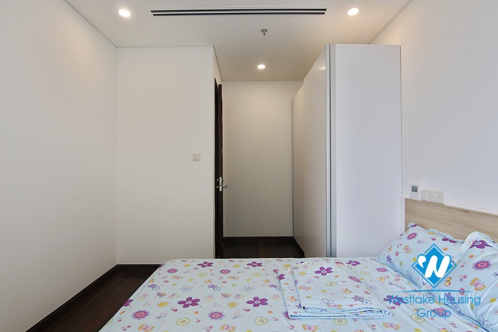 Hanoi Aqua Central 03 bedroom apartment for rent, 44 Yen Phu, Hanoi